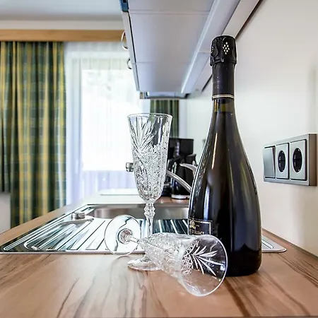 Haus Marco Апартаменты Санкт-Антон-ам-Арльберг
